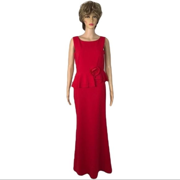 Karl Lagerfeld red gown with peplum and rosette - Picture 4 of 12